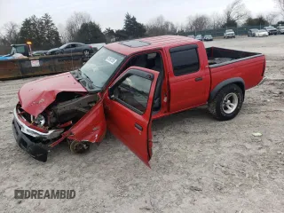 2000 Nissan Frontier XE z VIN 1N6ED27Y8YC324175, wystawiony jako Copart lot #41891105 z przebiegiem 239 068 mil mil oraz Czysty tytuł • Clean title. Historia ofert i sprzedaży dostępna na DreamBid. Obrazek 1.