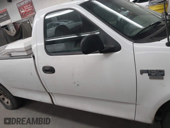 2004 Ford F-150 XL with VIN 2FTPF17Z54CA82300, listed as a IAAI auction lot 41937702 with 173,180 mi miles and . Bid and sale history available at DreamBid. Image 13.