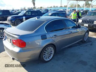 2011 BMW 3 Series 335i xDrive с VIN WBAPL5C54BA916829, выставлен на аукционе IAAI как лот 41760447 с пробегом 133 057 миль миль и . История ставок и продаж доступна на DreamBid. Изображение 4.