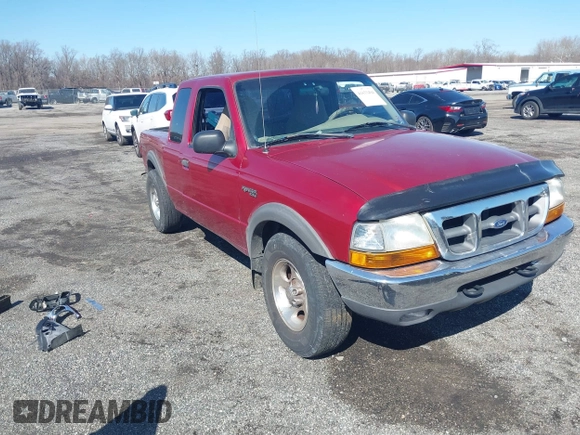 2000 Ford Ranger XL with VIN 1FTZR15V1YTB19905, listed as a IAAI auction lot 41833494 with 293,034 mi miles. Bid and sale history available at carsss.com. Image 1.