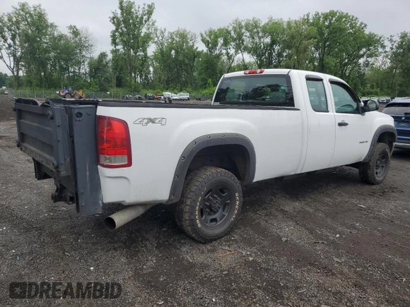 2013 GMC Sierra 2500HD Work Truck z VIN 1GT22ZC82DZ229449, wystawiony jako Copart lot #61175655 z przebiegiem Nie podano mil oraz Szkoda całkowita • Salvage title. Historia ofert i sprzedaży dostępna na DreamBid. Obrazek 3.
