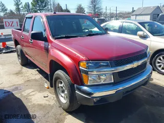 2005 Chevrolet Colorado 1SE LS Z71 with VIN 1GCDS136058157053, listed as a IAAI auction lot 41685576 with 241,058 mi miles. Bid and sale history available at carsss.com. Image 1.