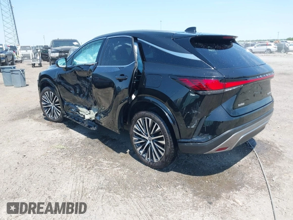 2024 Lexus RX 350 z VIN 2T2BAMBA1RC046647, wystawiony jako IAAI lot #42043636 z przebiegiem 2 595 mil mil oraz . Historia ofert i sprzedaży dostępna na DreamBid. Obrazek 3.
