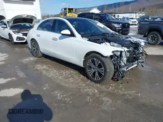 2025 Mercedes-Benz E 350 z VIN W1KLF4HB1SA116741, wystawiony jako IAAI lot #41553271 z przebiegiem 1 025 mil mil oraz . Historia ofert i sprzedaży dostępna na DreamBid. Obrazek 1.