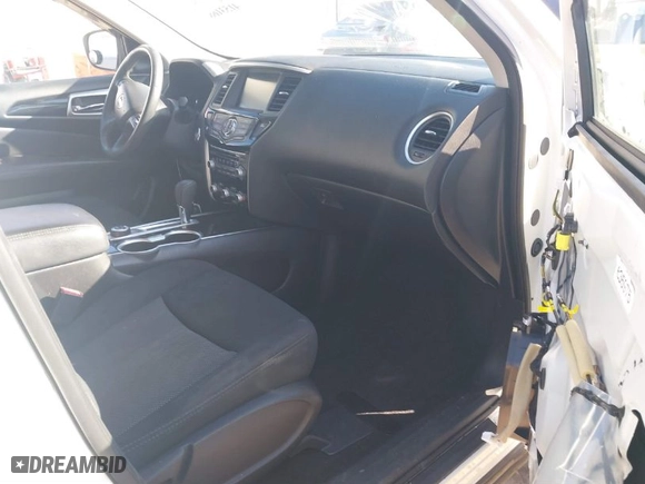 2018 Nissan Pathfinder SV with VIN 5N1DR2MM6JC613767, listed as a IAAI auction lot 41531686 with 46,124 mi miles. Bid and sale history available at carsss.com. Image 5.