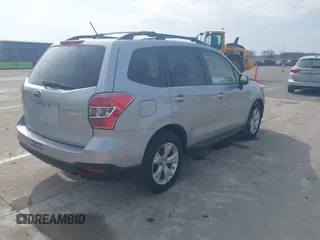 2014 Subaru Forester 2.5i Premium with VIN JF2SJAEC0EH516268, listed as a IAAI auction lot 42102665 with 162,561 mi miles. Bid and sale history available at carsss.com. Image 4.