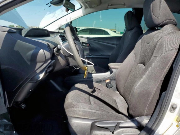 2020 Toyota Prius L Eco with VIN JTDKARFU5L3113076, listed as a Copart auction lot 53836265 with 173,057 mi miles and Salvage Title. Bid and sale history available at DreamBid. Image 7.
