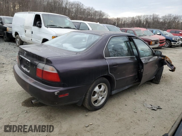 1997 Honda Accord Special Edition with VIN 1HGCD5606VA047994, listed as a Copart auction lot 46294265 with 226,805 mi miles and Salvage Title. Bid and sale history available at carsss.com. Image 3.