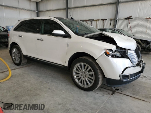 2011 Lincoln MKX with VIN 2LMDJ8JK4BBJ28692, listed as a Copart auction lot 53305785 with 127,939 mi miles and Salvage Title. Bid and sale history available at carsss.com. Image 4.