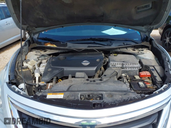 2014 Nissan Altima S with VIN 1N4AL3AP5EN255056, listed as a IAAI auction lot 41927452 with 161,229 mi miles and . Bid and sale history available at DreamBid. Image 10.
