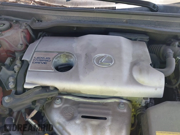2014 Lexus ES 300h Hybrid with VIN JTHBW1GG4E2064553, listed as a IAAI auction lot 42002058 with 180,455 mi miles. Bid and sale history available at carsss.com. Image 10.