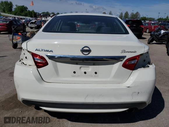 2017 Nissan Altima SV z VIN 1N4AL3AP9HC280669, wystawiony jako Copart lot #57898415 z przebiegiem 138 034 mil mil oraz Szkoda całkowita • Salvage title. Historia ofert i sprzedaży dostępna na DreamBid. Obrazek 6.