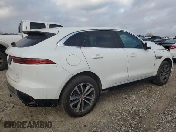2022 Jaguar F-Pace with VIN SADCK2EX2NA692924, listed as a Copart auction lot 44647665 with 31,250 mi miles and Salvage title. Bid and sale history available at DreamBid. Image 3.