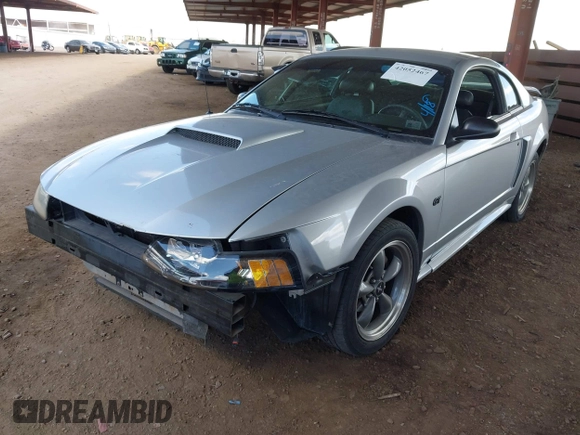 2001 Ford Mustang GT Deluxe z VIN 1FAFP42X11F210649, wystawiony jako IAAI lot #42052467 z przebiegiem 140 675 mil mil oraz . Historia ofert i sprzedaży dostępna na DreamBid. Obrazek 18.