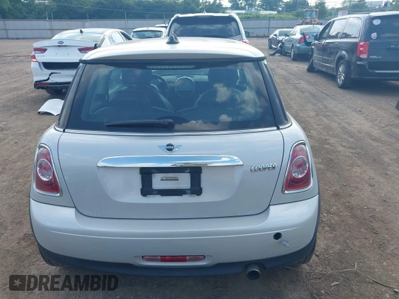 2011 MINI Hardtop with VIN WMWSU3C5XBT092450, listed as a IAAI auction lot 42409929 with 168,528 mi miles and . Bid and sale history available at DreamBid. Image 16.