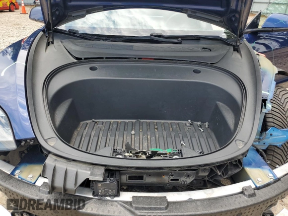 2021 Tesla Model 3 Long Range z VIN 5YJ3E1EB7MF906605, wystawiony jako Copart lot #55214665 z przebiegiem 101 182 mil mil oraz Szkoda całkowita • Salvage title. Historia ofert i sprzedaży dostępna na DreamBid. Obrazek 11.