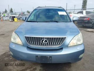 2005 Lexus RX 330 with VIN 2T2HA31U85C063620, listed as a IAAI auction lot 42023384 with 180,202 mi miles. Bid and sale history available at carsss.com. Image 12.