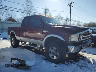2006 Ford F-350 XL with VIN 1FTWX31P36ED02798, listed as a Copart auction lot 45645055 with 116,673 mi miles and Salvage title. Bid and sale history available at DreamBid. Image 4.