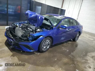 2024 Hyundai Elantra SEL z VIN KMHLM4DG5RU761690, wystawiony jako Copart lot #54876715 z przebiegiem Nie podano mil oraz Czysty tytuł • Clean title. Historia ofert i sprzedaży dostępna na DreamBid. Obrazek 1.