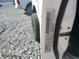 2019 Ram 2500 Tradesman with VIN 3C6UR5HL8KG566299, listed as a Copart auction lot 76331554 with 105,064 mi miles and Salvage Title. Bid and sale history available at carsss.com. Image 15.