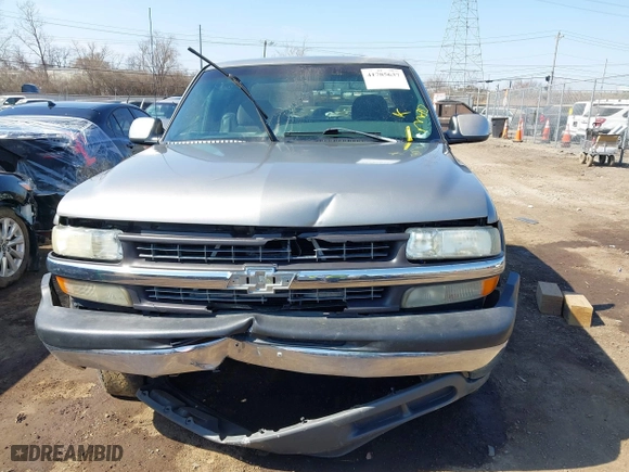 1999 Chevrolet Silverado 1500 LS with VIN 2GCEC19T4X1253952, listed as a IAAI auction lot 41785637 with 1 mi miles. Bid and sale history available at carsss.com. Image 12.