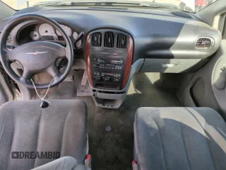2005 Chrysler Town & Country LX with VIN 2C4GP44R25R483773, listed as a Copart auction lot 52019725 with 244,319 mi miles and Salvage Title. Bid and sale history available at DreamBid. Image 8.
