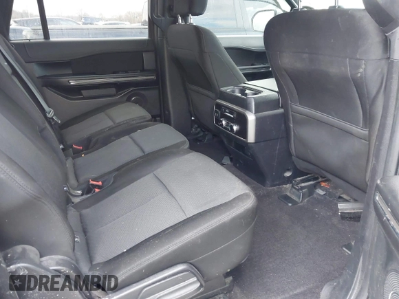 2020 Ford Expedition Max XLT z VIN 1FMJK1JT7LEA46344, wystawiony jako IAAI lot #41510918 z przebiegiem 81 991 mil mil oraz . Historia ofert i sprzedaży dostępna na DreamBid. Obrazek 8.