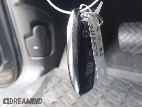2021 Audi Q8 Premium Plus with VIN WA1EVAF14MD036327, listed as a IAAI auction lot 42237144 with 59,157 mi miles and . Bid and sale history available at DreamBid. Image 11.