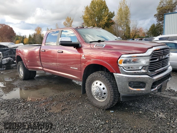 2019 Ram 3500 Laramie with VIN 3C63RRJLXKG533124, listed as a Copart auction lot 45530145 with 145,919 mi miles and Salvage Title. Bid and sale history available at carsss.com. Image 4.