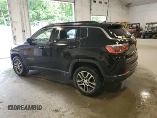 2017 Jeep Compass Latitude z VIN 3C4NJDBB6HT650913, wystawiony jako Copart lot #61908455 z przebiegiem 83 411 mil mil oraz Szkoda całkowita • Salvage title. Historia ofert i sprzedaży dostępna na DreamBid. Obrazek 2.