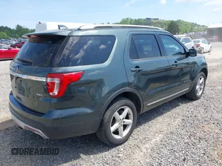 2016 Ford Explorer XLT with VIN 1FM5K8D84GGB08522, listed as a IAAI auction lot 42138258 with 103,005 mi miles and . Bid and sale history available at carsss.com. Image 4.
