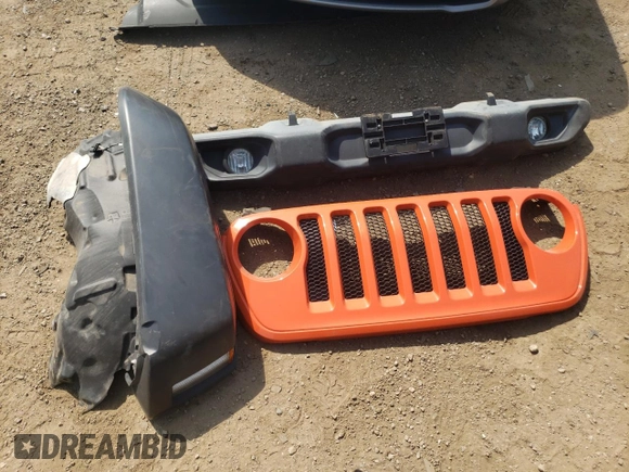 2018 Jeep Wrangler Unlimited Sport S с VIN 1C4HJXDN2JW246657, выставлен на аукционе Copart как лот 60331945 с пробегом 61 071 миль миль и Списание • Salvage title. История ставок и продаж доступна на DreamBid. Изображение 12.