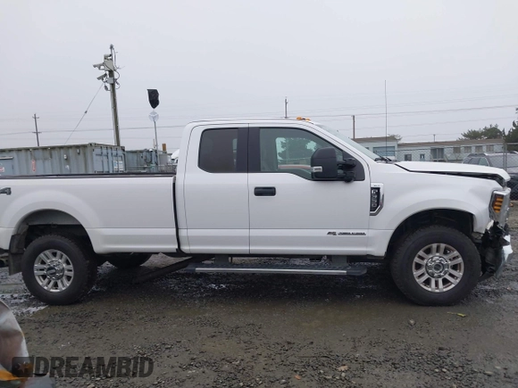 2018 Ford F-350 с VIN 1FT7X3BT4JEB83068, выставлен на аукционе IAAI как лот 41337896 с пробегом 200 841 миль миль и . История ставок и продаж доступна на DreamBid. Изображение 14.