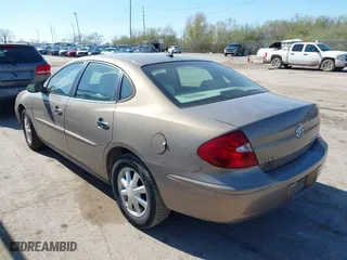 2006 Buick LaCrosse CX with VIN 2G4WC582661304172, listed as a IAAI auction lot 42038359 with 91,839 mi miles. Bid and sale history available at carsss.com. Image 3.