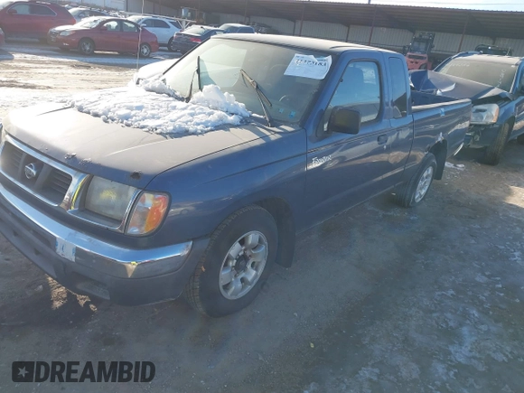 2000 Nissan Frontier XE z VIN 1N6DD26S9YC428084, wystawiony jako IAAI lot #41375183 z przebiegiem Nie podano mil oraz . Historia ofert i sprzedaży dostępna na DreamBid. Obrazek 2.