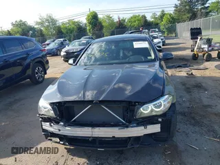 2014 BMW 5 Series 528i xDrive z VIN WBA5A7C50ED612098, wystawiony jako IAAI lot #42568775 z przebiegiem 31 475 mil mil oraz . Historia ofert i sprzedaży dostępna na DreamBid. Obrazek 12.