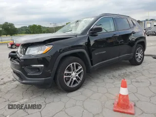 2020 Jeep Compass Latitude with VIN 3C4NJCBBXLT257063, listed as a Copart auction lot 62596405 with 52,686 mi miles and Salvage title. Bid and sale history available at DreamBid. Image 1.
