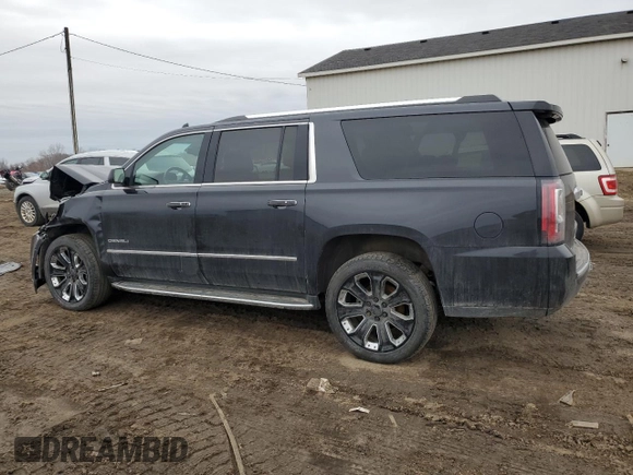 2020 GMC Yukon XL Denali with VIN 1GKS2HKJ2LR209302, listed as a Copart auction lot 45894325 with 161,098 mi miles and Salvage Title. Bid and sale history available at carsss.com. Image 2.