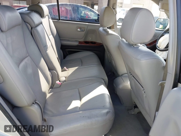 2006 Toyota Highlander Hybrid with VIN JTEDW21A560003550, listed as a IAAI auction lot 42083364 with 147,486 mi miles. Bid and sale history available at carsss.com. Image 8.