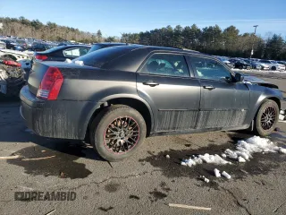 2008 Chrysler 300 C with VIN 2C3LK63H68H297945, listed as a Copart auction lot 42972204 with 131,750 mi miles and Salvage Title. Bid and sale history available at carsss.com. Image 3.