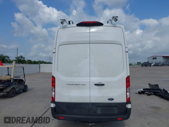 2023 Ford Transit Cargo z VIN 1FTLW3X86PKC12960, wystawiony jako IAAI lot #42174156 z przebiegiem 23 420 mil mil oraz . Historia ofert i sprzedaży dostępna na DreamBid. Obrazek 17.