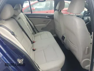 2019 Volkswagen Golf SEL Premium z VIN WVWPR7AU6KW913067, wystawiony jako Copart lot #69076884 z przebiegiem 41 213 mil mil oraz Szkoda całkowita • Salvage title. Historia ofert i sprzedaży dostępna na DreamBid. Obrazek 10.