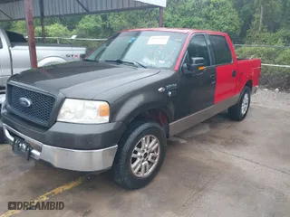 2004 Ford F-150 XLT with VIN 1FTPW125X4KC67281, listed as a IAAI auction lot 41950408 with 251,651 mi miles. Bid and sale history available at carsss.com. Image 2.