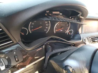 2014 BMW M5 z VIN WBSFV9C57ED593159, wystawiony jako Copart lot #87475634 z przebiegiem Nie podano mil oraz Szkody całkowita. Historia ofert i sprzedaży dostępna na DreamBid. Obrazek 9.