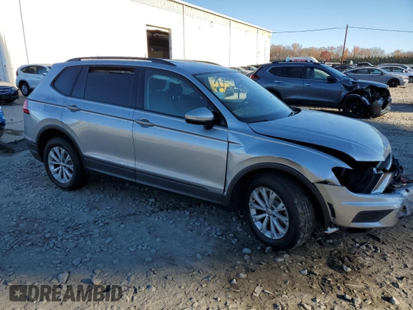 2020 Volkswagen Tiguan S z VIN 3VV0B7AXXLM102942, wystawiony jako Copart lot #79536254 z przebiegiem 53 069 mil mil oraz Szkoda całkowita • Salvage title. Historia ofert i sprzedaży dostępna na DreamBid. Obrazek 4.