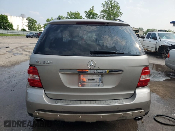 2006 Mercedes-Benz M 500 z VIN 4JGBB75E86A099990, wystawiony jako Copart lot #59701535 z przebiegiem 124 572 mil mil oraz Szkoda całkowita • Salvage title. Historia ofert i sprzedaży dostępna na DreamBid. Obrazek 6.