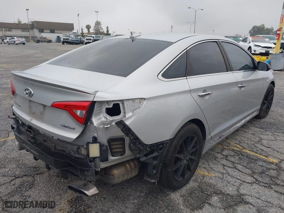 2016 Hyundai Sonata 2.4L Sport with VIN 5NPE34AF9GH374210, listed as a IAAI auction lot 41871957 with 170,044 mi miles. Bid and sale history available at carsss.com. Image 4.
