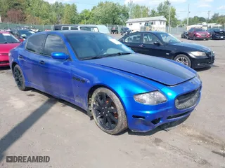 2007 Maserati Quattroporte with VIN ZAMFE39A870029065, listed as a IAAI auction lot 40193193 with 48,620 mi miles. Bid and sale history available at carsss.com. Image 1.
