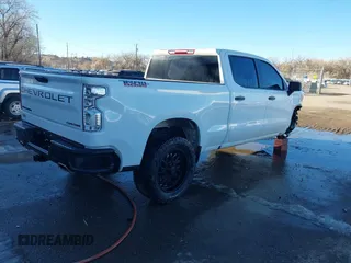 2022 Chevrolet Silverado 1500 Custom Trail Boss with VIN 3GCPDCEDXNG573426, listed as a IAAI auction lot 41034684 with 29,033 mi miles and . Bid and sale history available at DreamBid. Image 4.