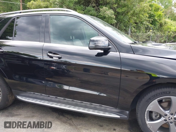 2017 Mercedes-Benz GLE 350 z VIN 4JGDA5HB0HA924859, wystawiony jako IAAI lot #42191729 z przebiegiem 91 831 mil mil oraz . Historia ofert i sprzedaży dostępna na DreamBid. Obrazek 13.
